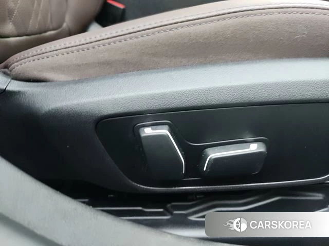 BMW 3 series 2023 Белый из Китая, фото 4