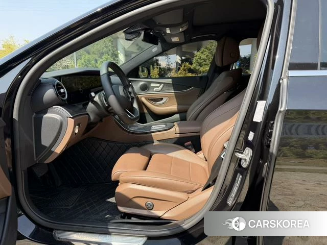 Mercedes-Benz E-class 2022 Черный из Китая, фото 4