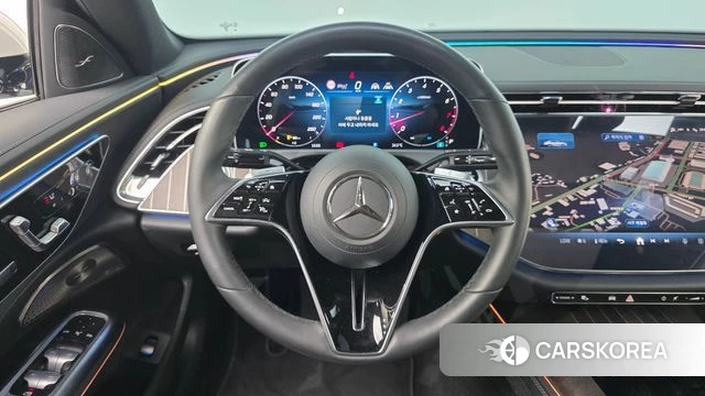 Mercedes-Benz E-Class W214 2024 Белый из Кореи, фото 4