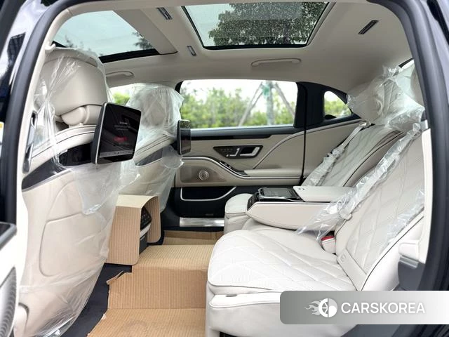 Mercedes-Benz Maybach S-class 2026 Черный из Китая, фото 4
