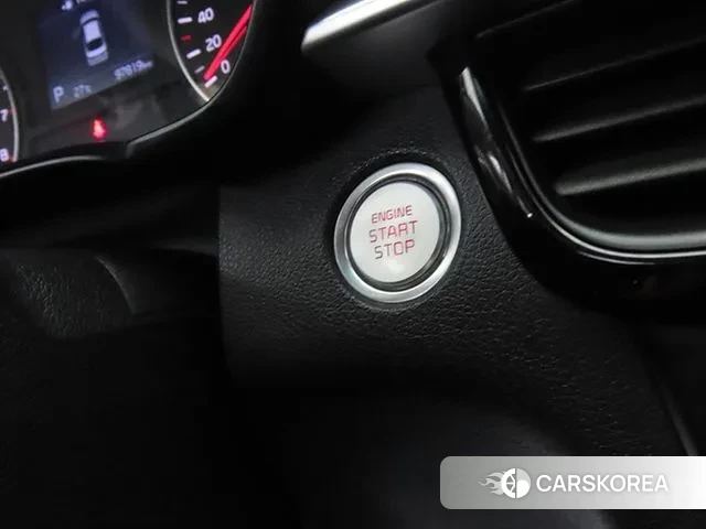 Kia The New K5 2nd generation 2018 Белый из Кореи, фото 4