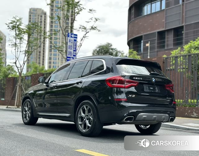 BMW X3 2021 Черный из Китая, фото 4