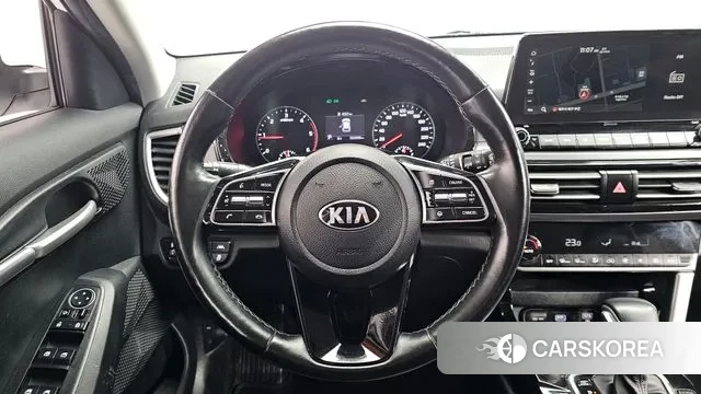 Kia Seltos 2021 Белый из Кореи, фото 4