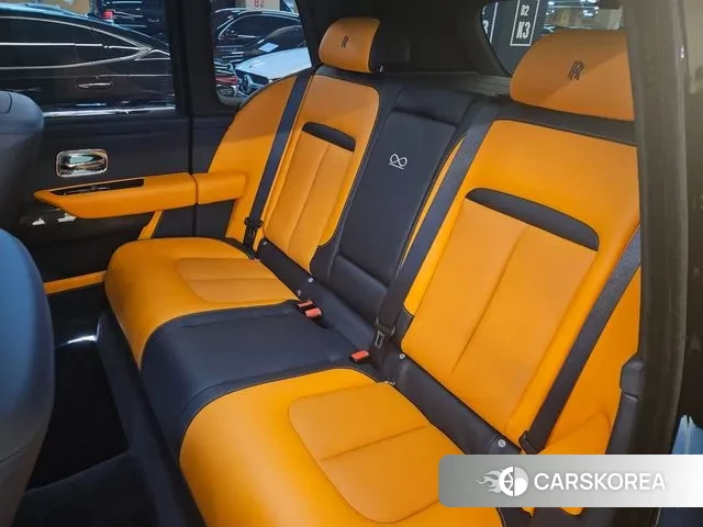 Rolls-Royce Cullinan 2023 Черный из Кореи, фото 4