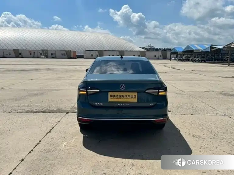 Volkswagen Lavida 2023 Синий из Китая, фото 4