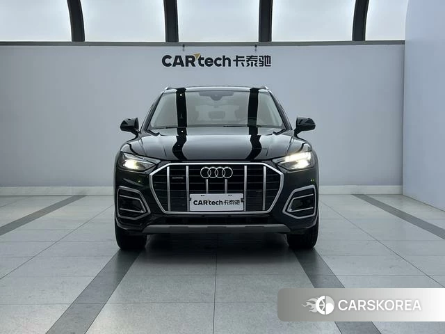 Audi Q5L 2023 Черный из Китая, фото 4