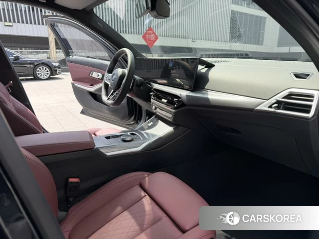 BMW 3 series 2025 Черный из Китая, фото 4