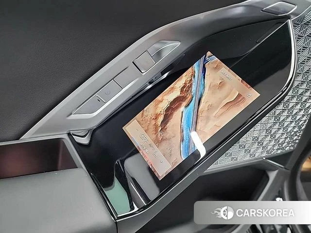 BMW 7 Series (G70) 2023 Черный из Кореи, фото 4