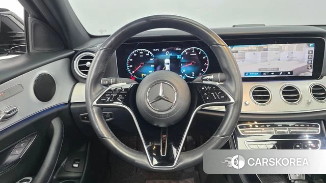 Mercedes-Benz E-Class W213 2021 Черный из Кореи, фото 3
