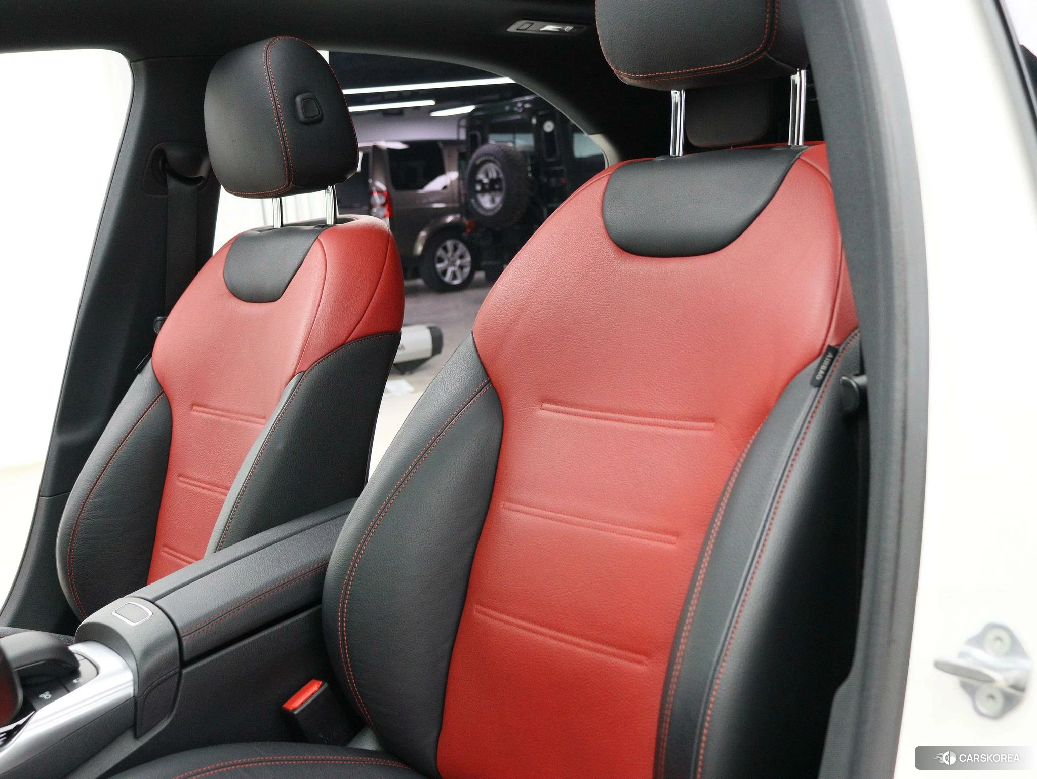 Mercedes-Benz Class A AMG 2022 Белый из Китая, фото 4