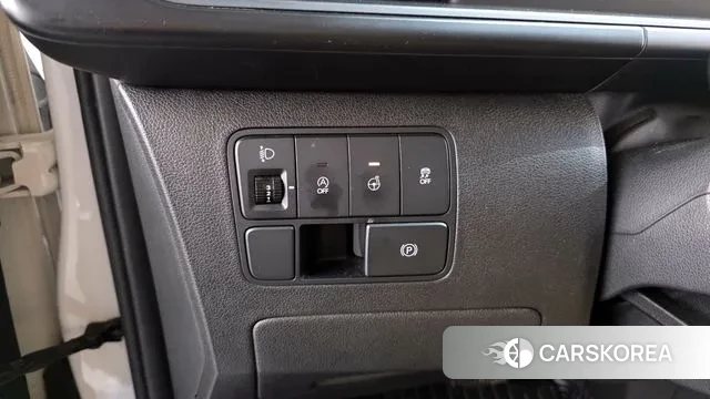 Hyundai Staria 2021 Белый из Кореи, фото 4