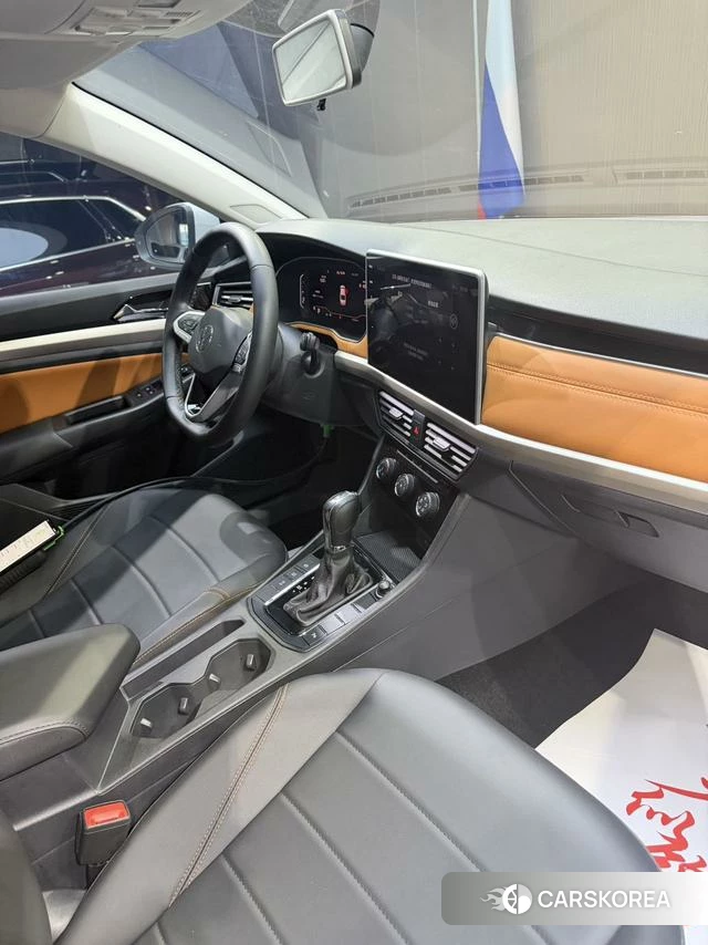 Volkswagen Bora 2023 Белый из Китая, фото 4