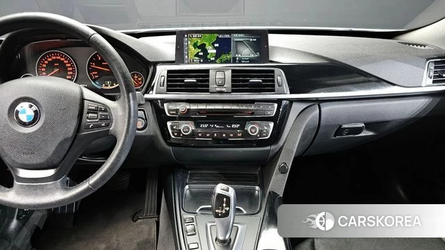 BMW 3 Series GT (F34) 2018 Белый из Кореи, фото 4