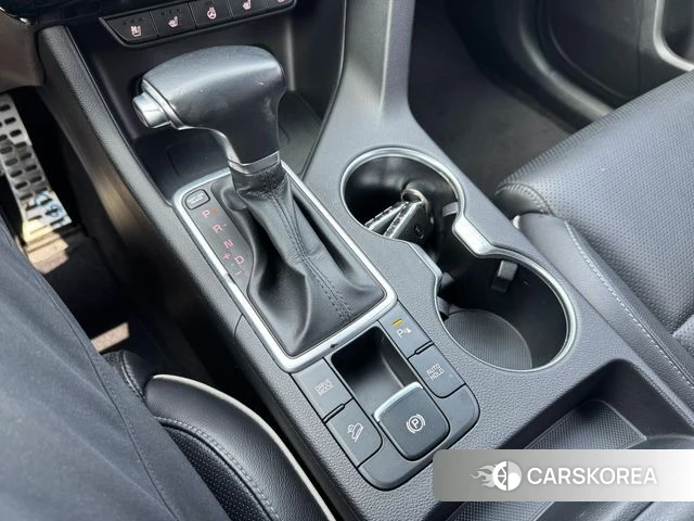 Kia Sportage The Bold 2021 Белый из Кореи, фото 4