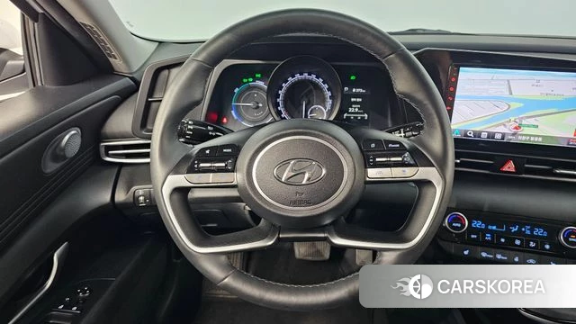 Hyundai Avante Hybrid (CN7) 2023 Белый из Кореи, фото 4