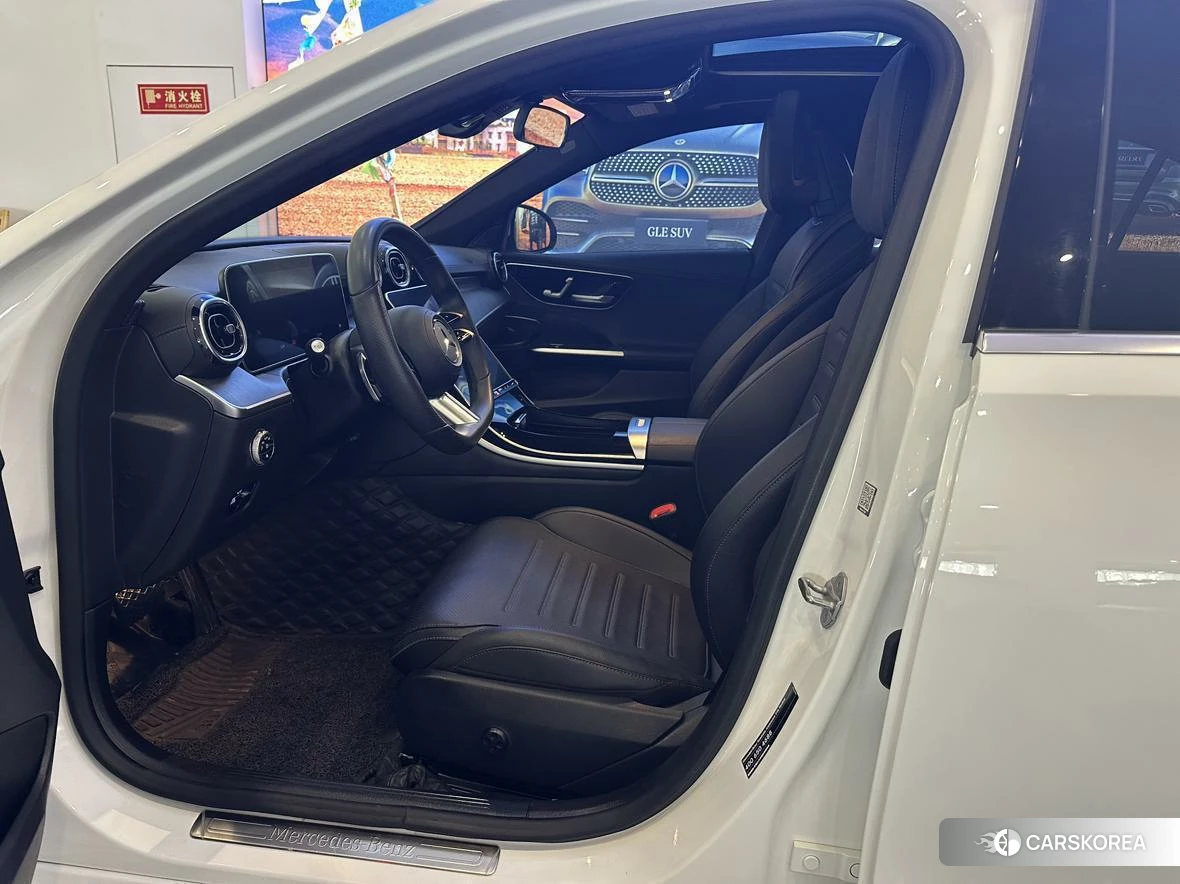 Mercedes-Benz Class C 2021 Белый из Китая, фото 4