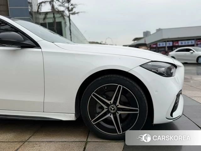 Mercedes-Benz Class C 2025 Белый из Китая, фото 4