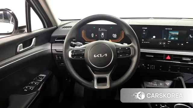 Kia The New K5 3rd generation 2024 Белый из Кореи, фото 4