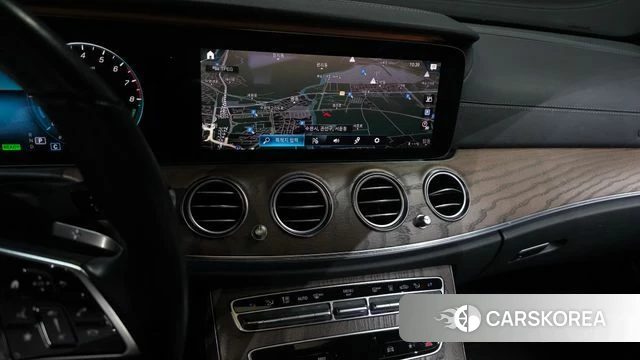 Mercedes-Benz E-Class W213 2020 Черный из Кореи, фото 4