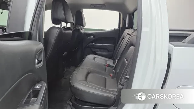 Chevrolet (GM Daewoo) Real New Colorado 2022 Белый из Кореи, фото 4