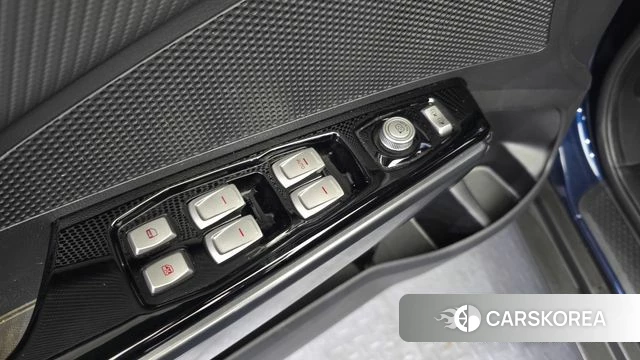 Ssangyong Tivoli Armor 2018 Синий из Кореи, фото 4