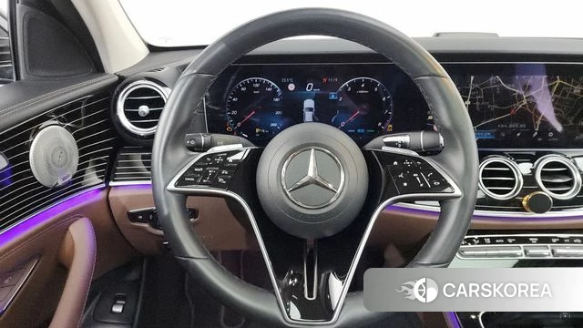 Mercedes-Benz E-Class W213 2023 Черный из Кореи, фото 4