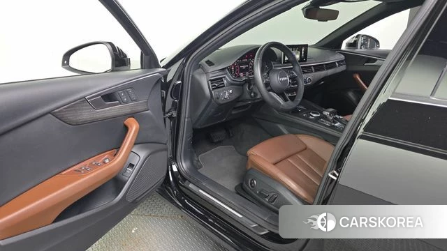 Audi A4 (B9) 2019 Черный из Кореи, фото 4