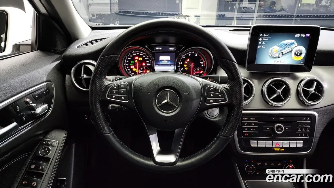 Mercedes-Benz GLA-Class X156 2018 из Кореи, фото 4