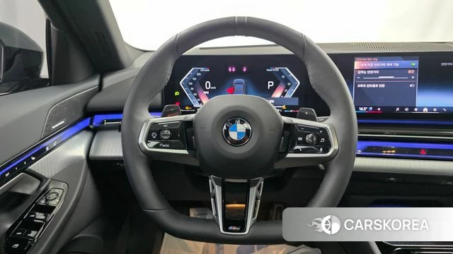 BMW 5 Series (G60) 2026 Серый из Кореи, фото 4