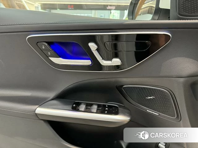 Mercedes-Benz Class C 2024 Белый из Китая, фото 4