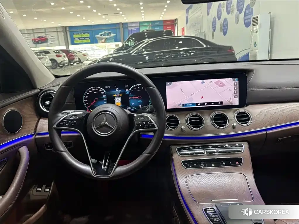 Mercedes-Benz E-class New Energy 2022 Черный из Китая, фото 4
