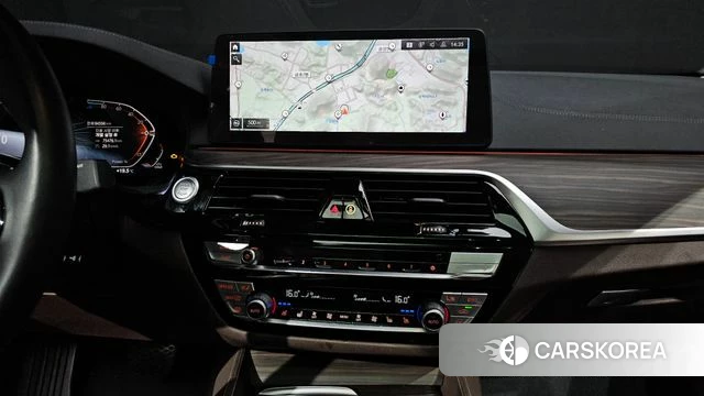 BMW 5 Series (G30) 2020 Белый из Кореи, фото 4