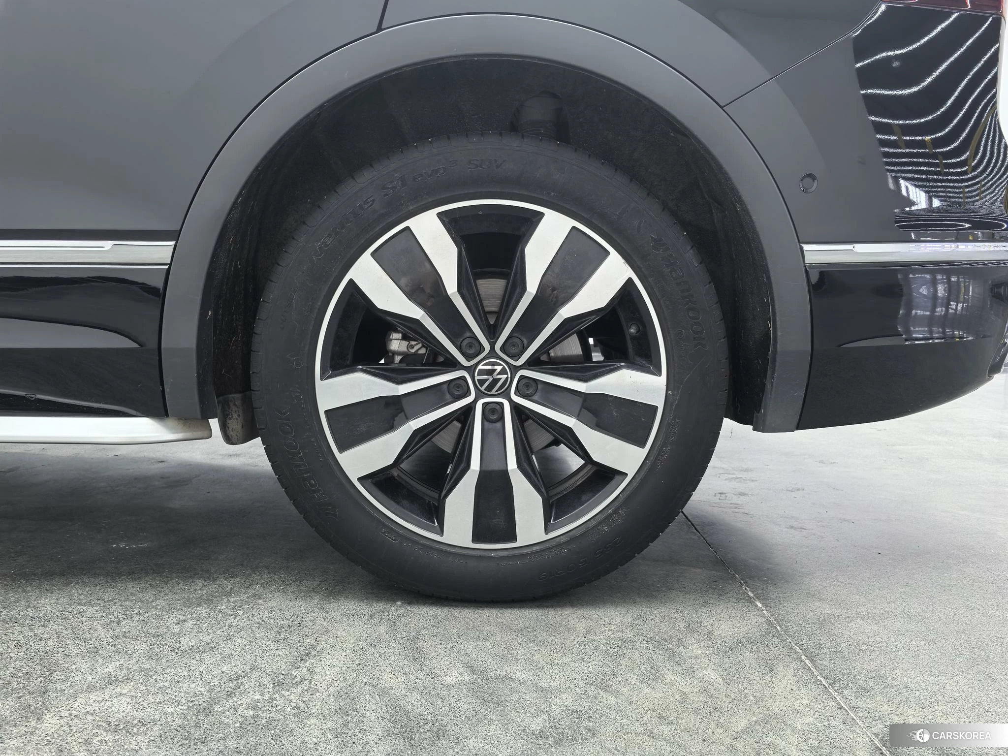 Volkswagen Tiguan L 2023 Черный из Китая, фото 4
