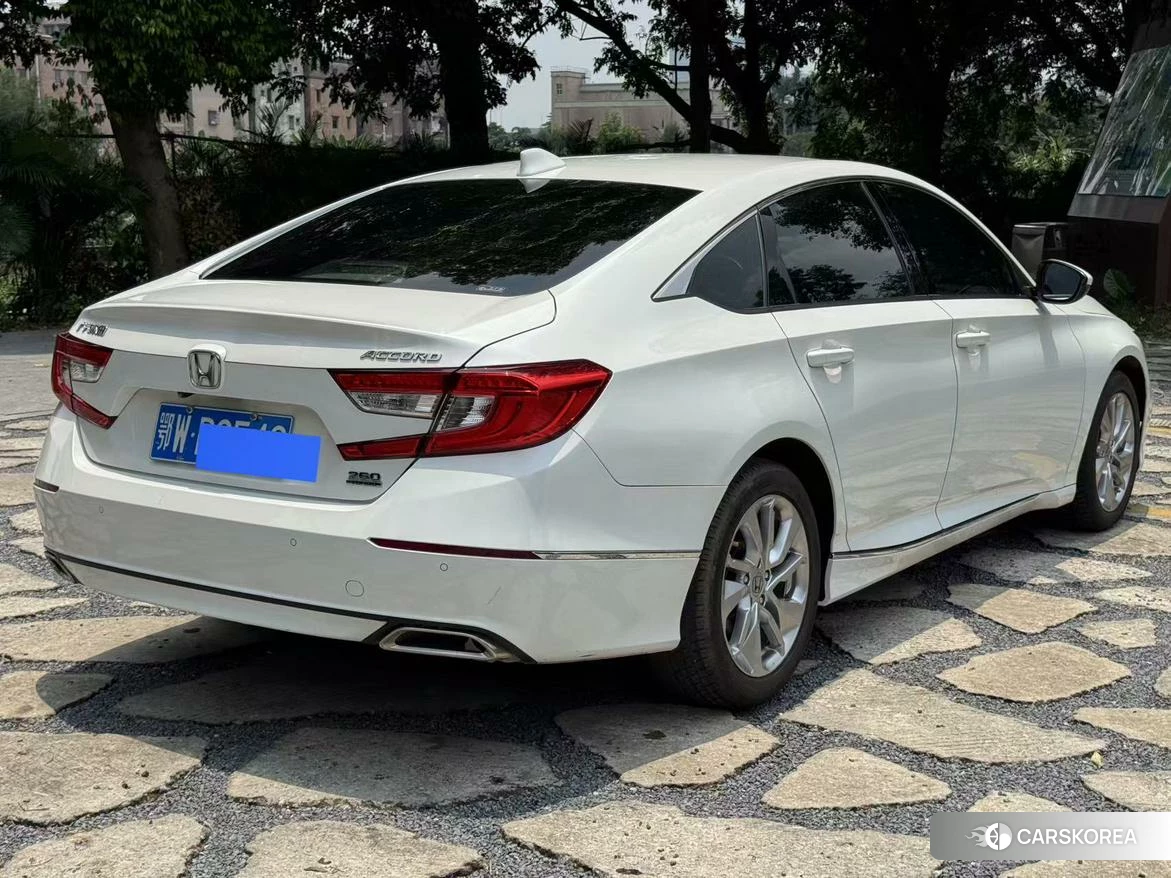 Honda Accord 2019 Белый из Китая, фото 4