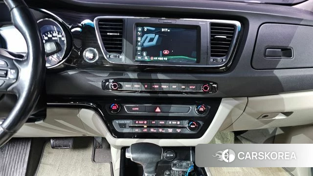 Kia The New Carnival 2018 Белый из Кореи, фото 4