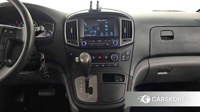 Hyundai The New Grand Starex 2019 Белый из Кореи, фото 4