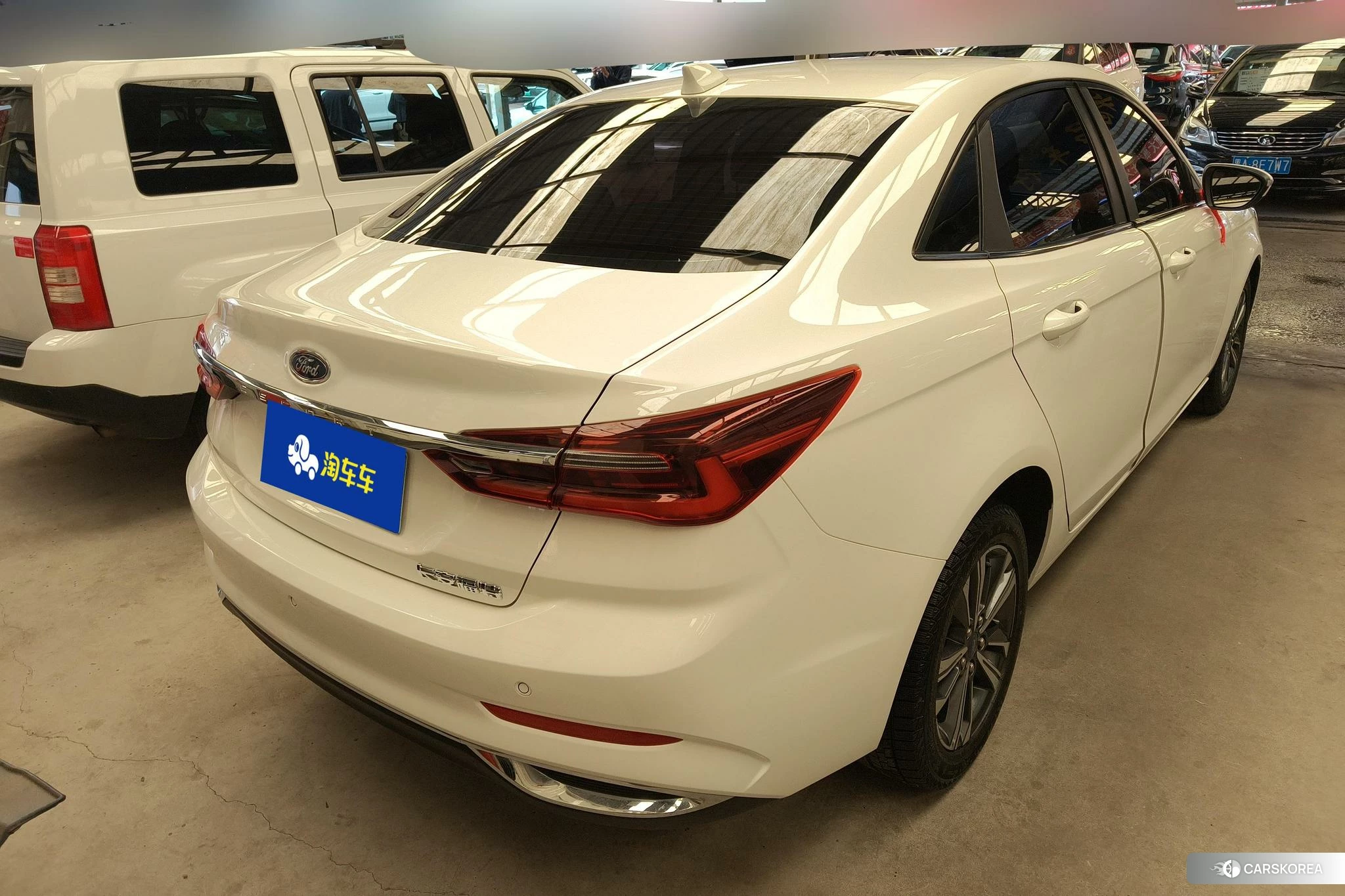 Ford Forrest 2021 Белый из Китая, фото 4