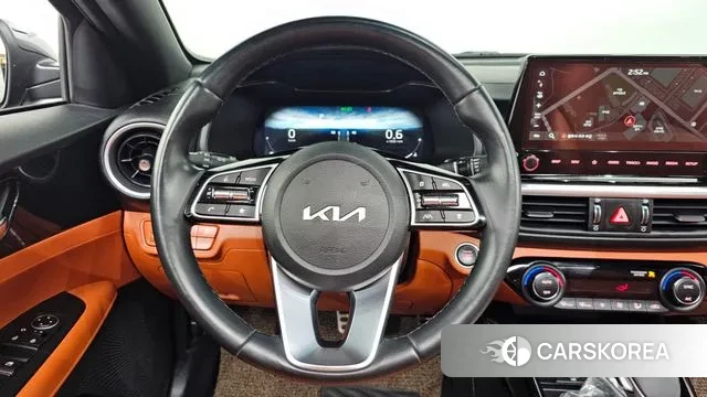 Kia The New K3 2nd generation 2023 Серый из Кореи, фото 4