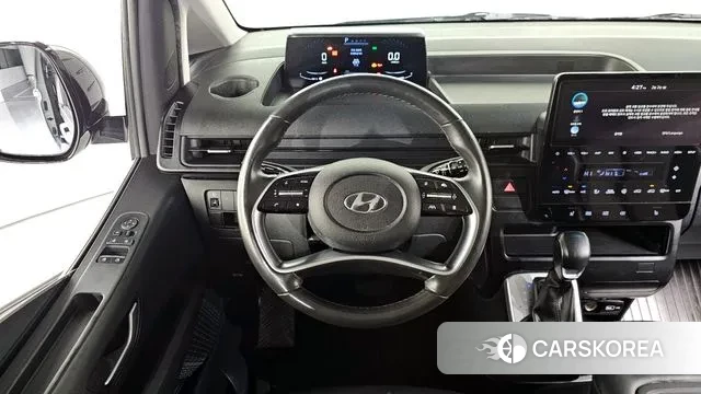 Hyundai Staria 2022 Серебряный из Кореи, фото 4