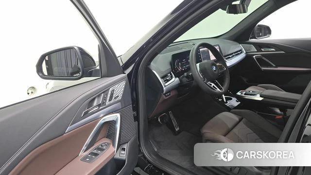 BMW X1 (U11) 2024 Черный из Кореи, фото 4