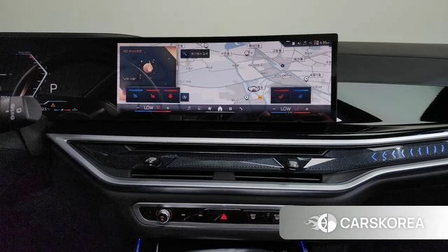 BMW X7 (G07) 2023 Белый из Кореи, фото 4