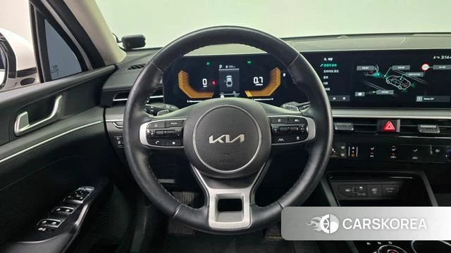 Kia The New K5 3rd generation 2024 Белый из Кореи, фото 4