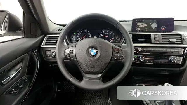 BMW 3 Series (F30) 2018 Белый из Кореи, фото 4