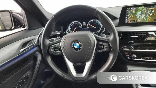 BMW 5 Series (G30) 2018 Черный из Кореи, фото 4