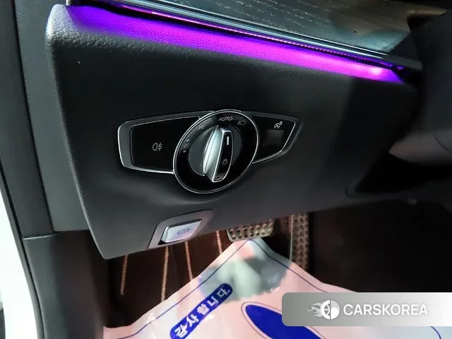 Mercedes-Benz E-Class W213 2022 Белый из Кореи, фото 4