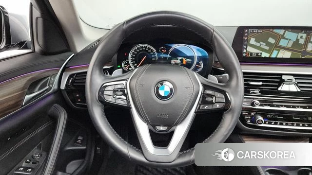 BMW 5 Series (G30) 2018 Серый из Кореи, фото 4