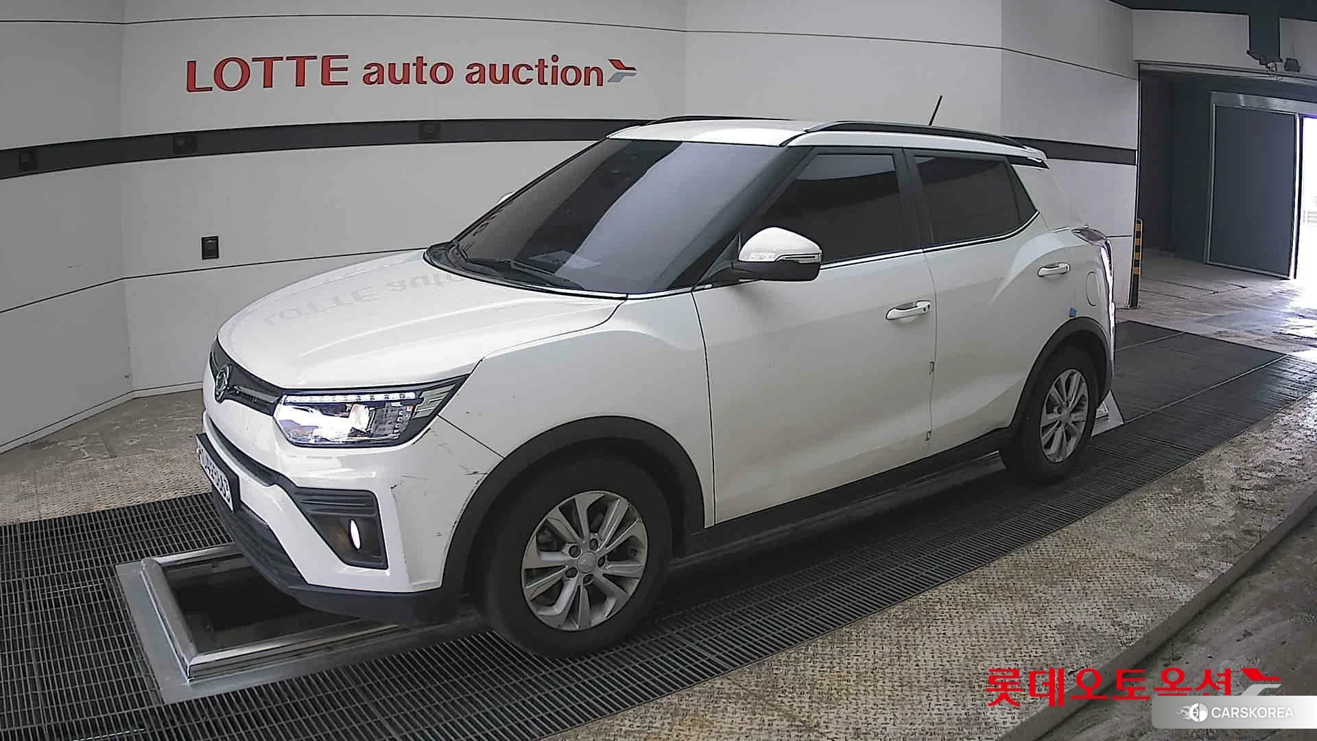SsangYong Tivoli 2021 Grand White из Кореи, фото 4