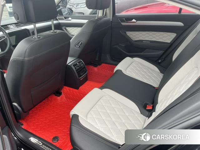 Volkswagen Magotan 2023 Черный из Китая, фото 4