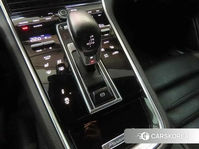 Porsche Panamera (971) 2019 Черный из Кореи, фото 4