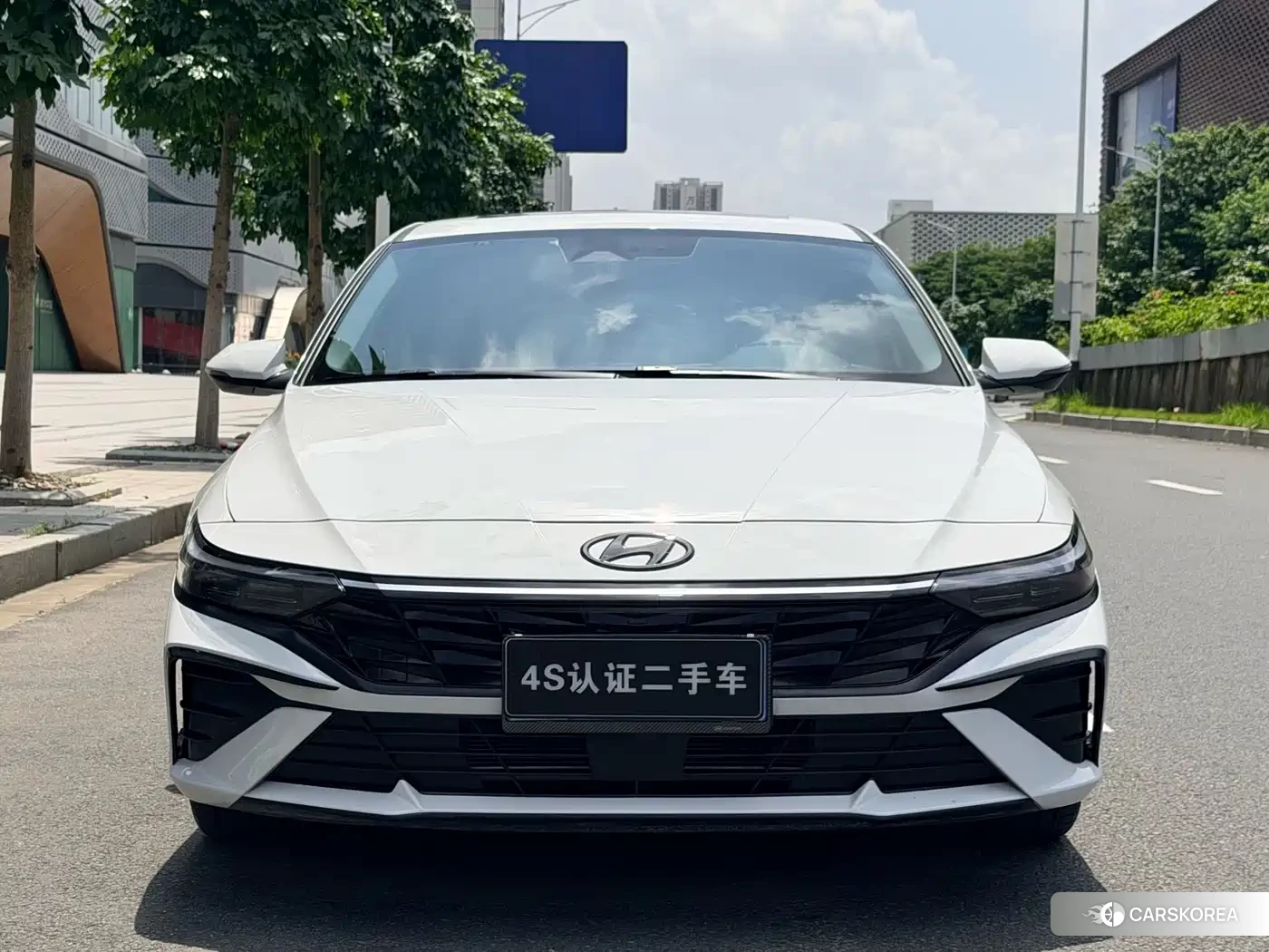 Hyundai Elantra 2025 Белый из Китая, фото 4